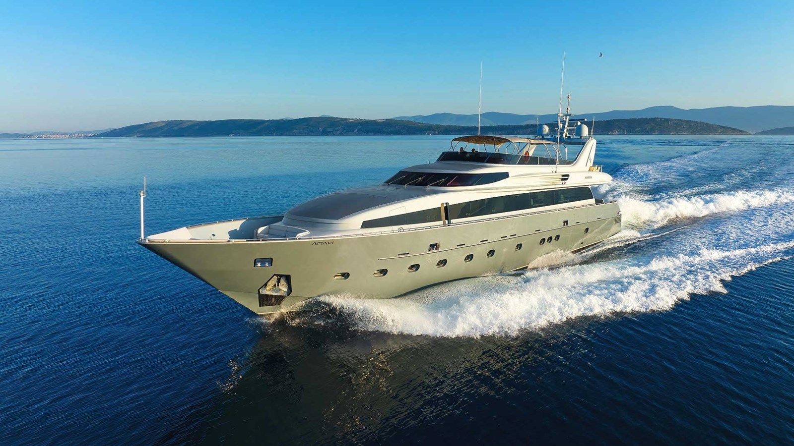 Купить яхту ANAVI 118 в Shestakov Yacht Sales