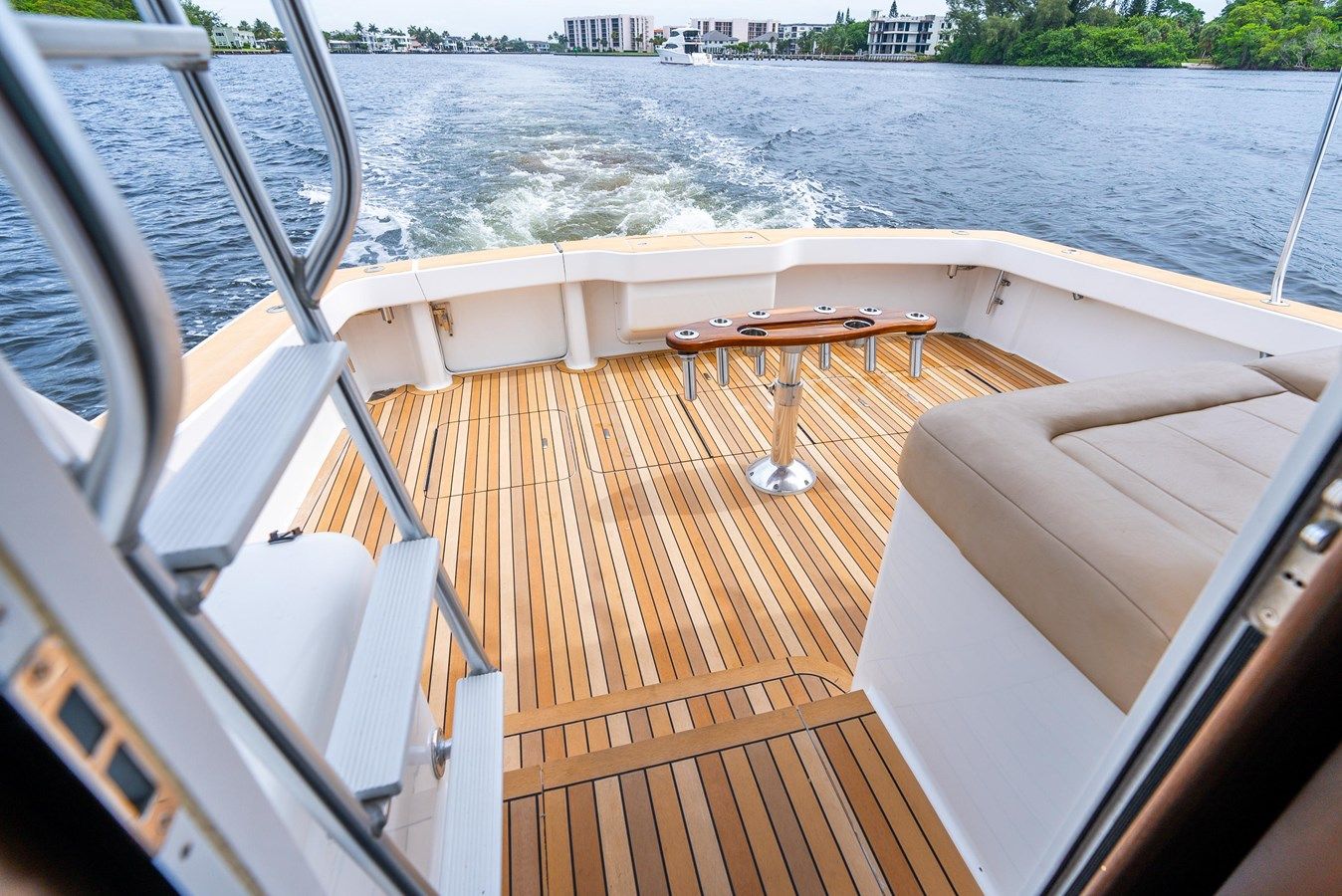 Стоимость яхты Knotty Girl 52