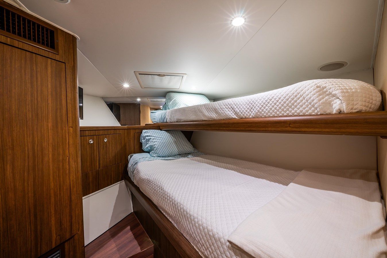 Лучшие предложения покупки яхты Knotty Girl