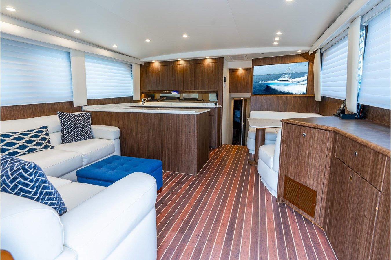 Стоимость яхты Knotty Girl 52 Convertible