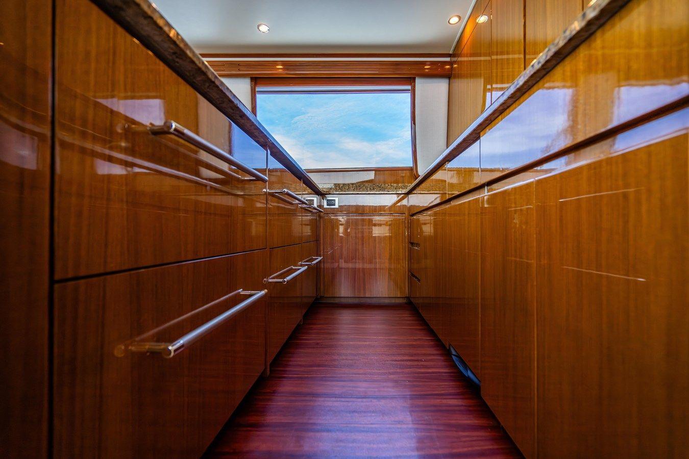 the best price on Awa 2009