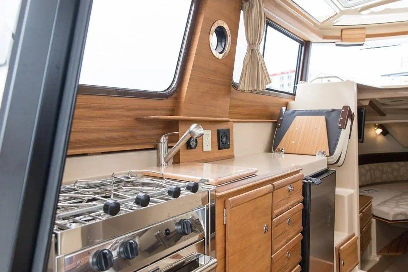 best yacht sales deals 2025 Ranger Tugs R-27 - New Bern NC