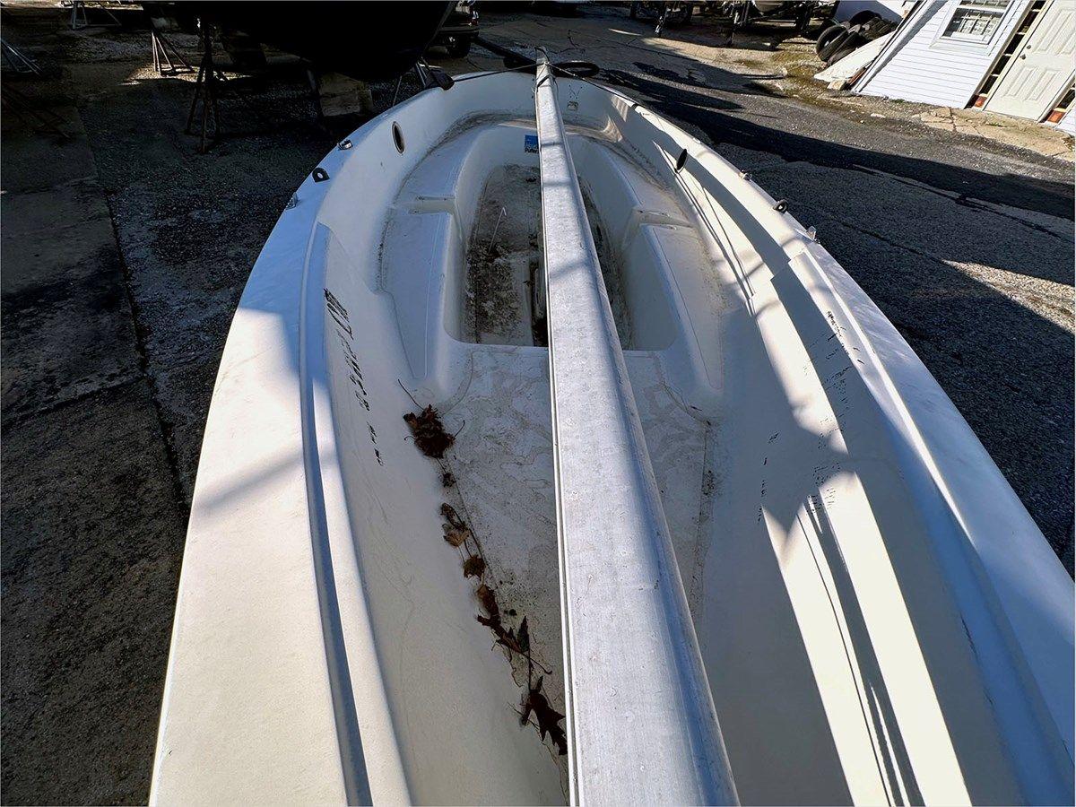 Buy a yacht 1981 AMF Alcort Puffer Sailboat 1981