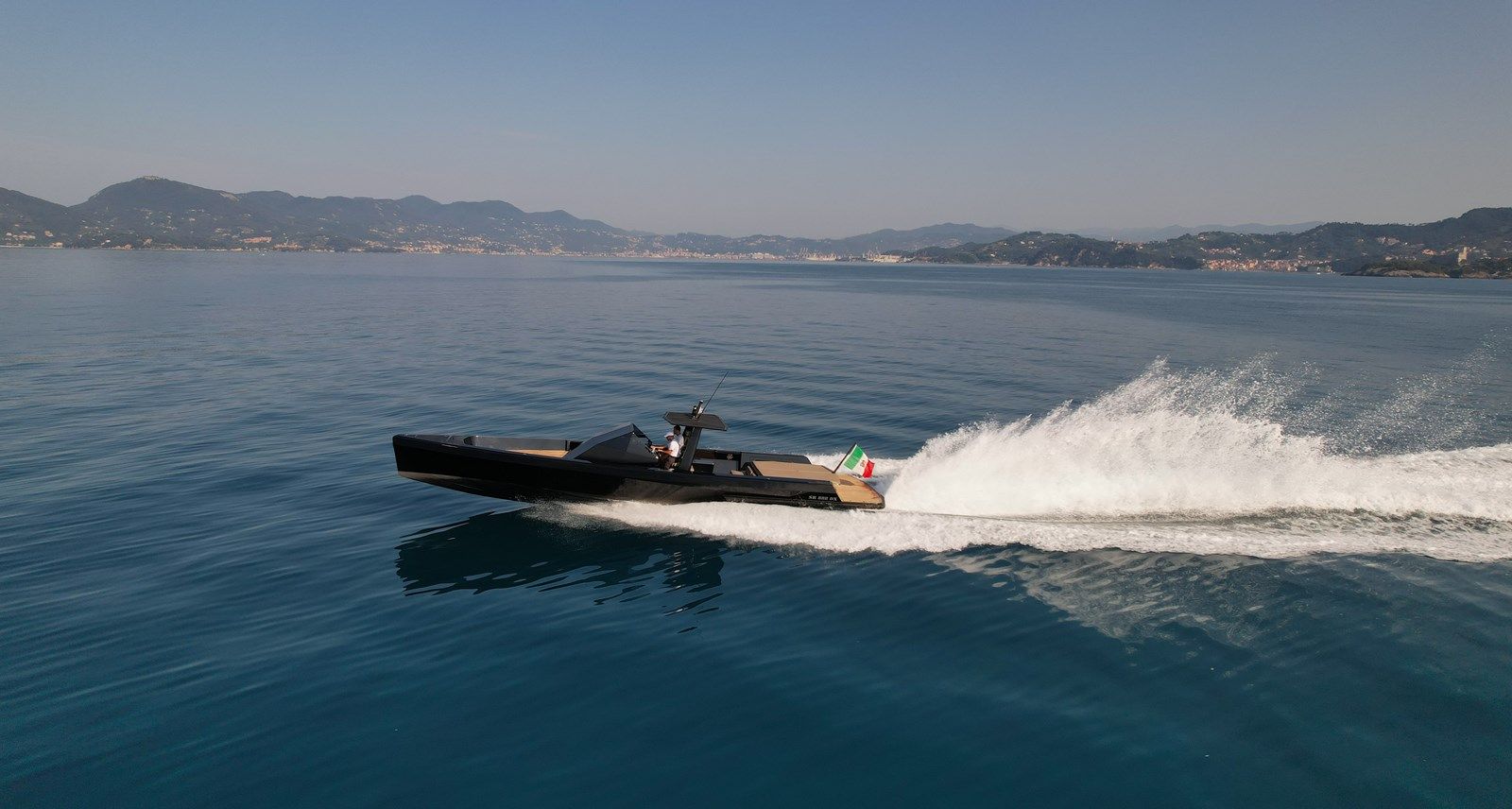 Стоимость яхты EIGHT Tender 43