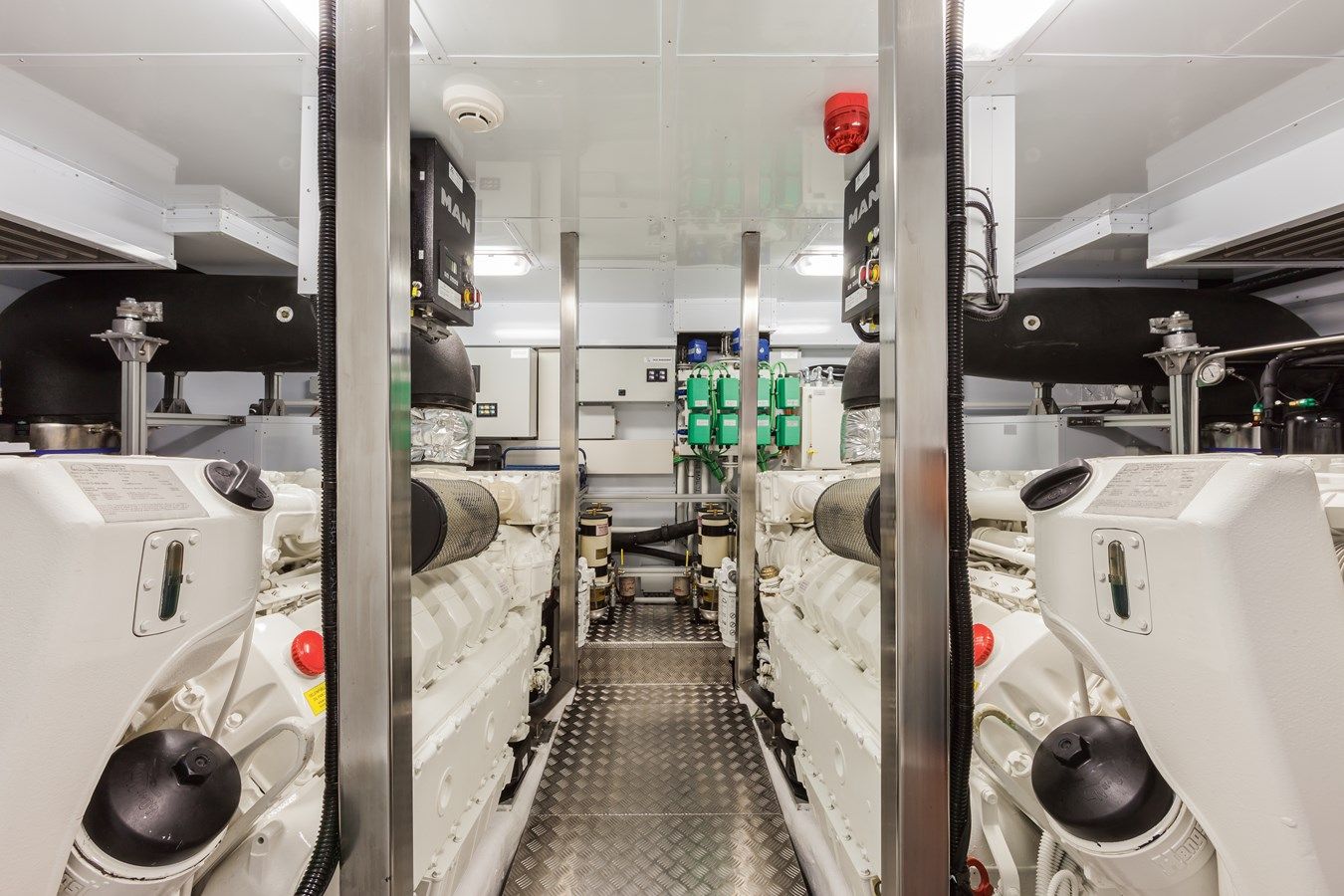 Buy a yacht Dreamline 28 DL 28