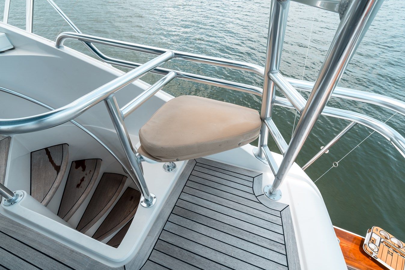 RELENTLESS - Bertram Yacht