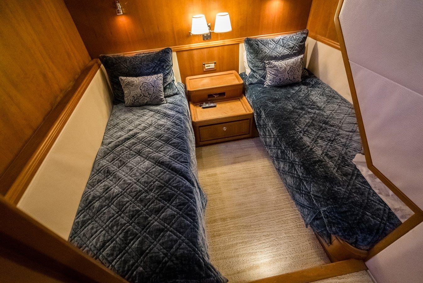 the best price on RELENTLESS