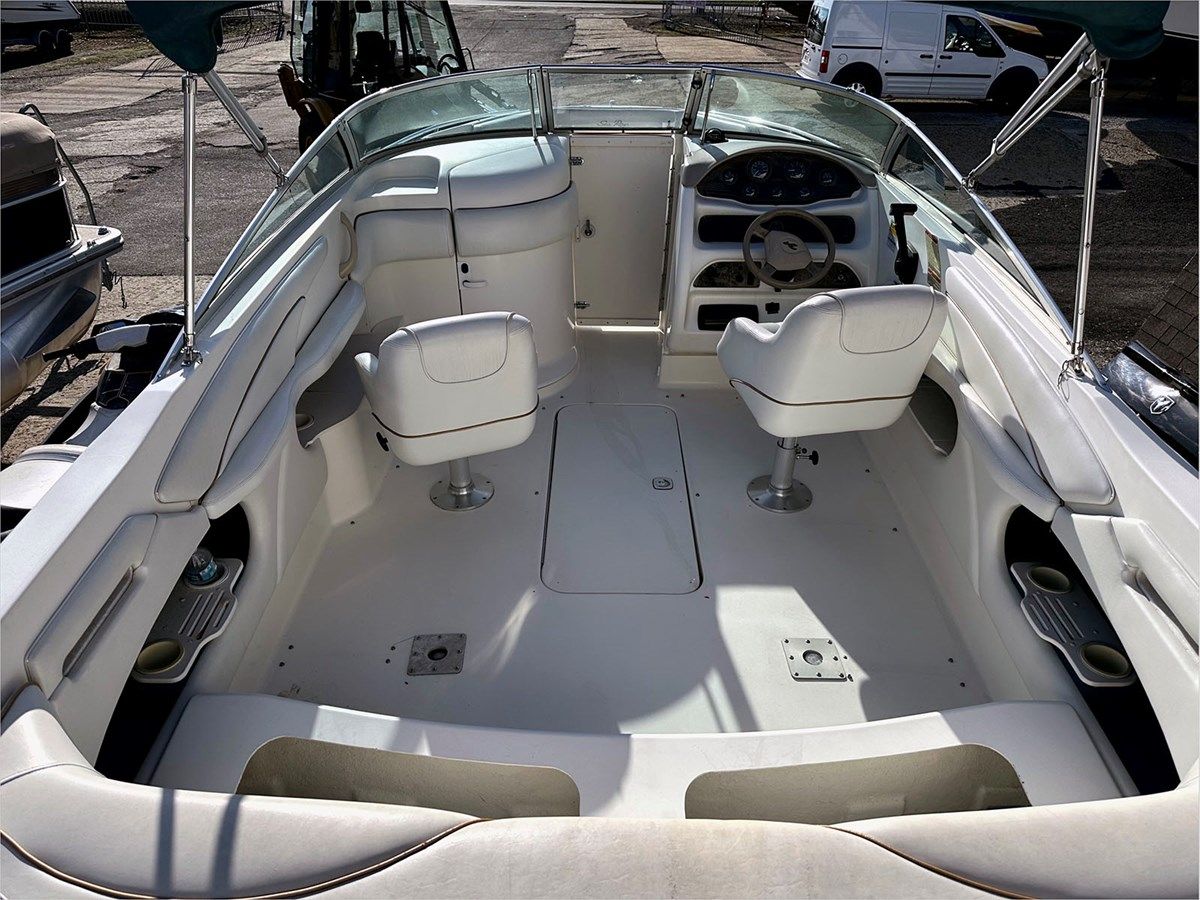 Лучшая цена на 26' Sea Ray 1996 - Satisfaction 26