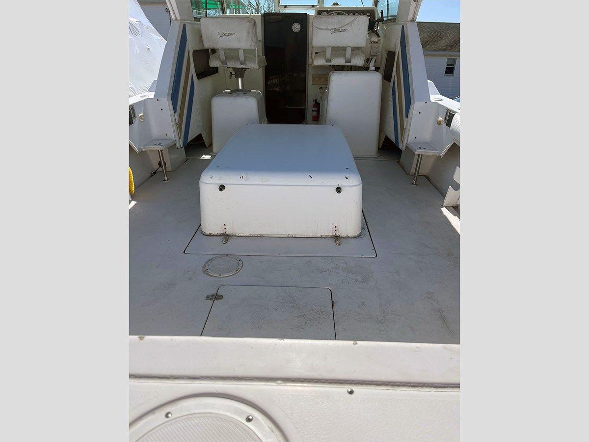 the best price on Fish Tales