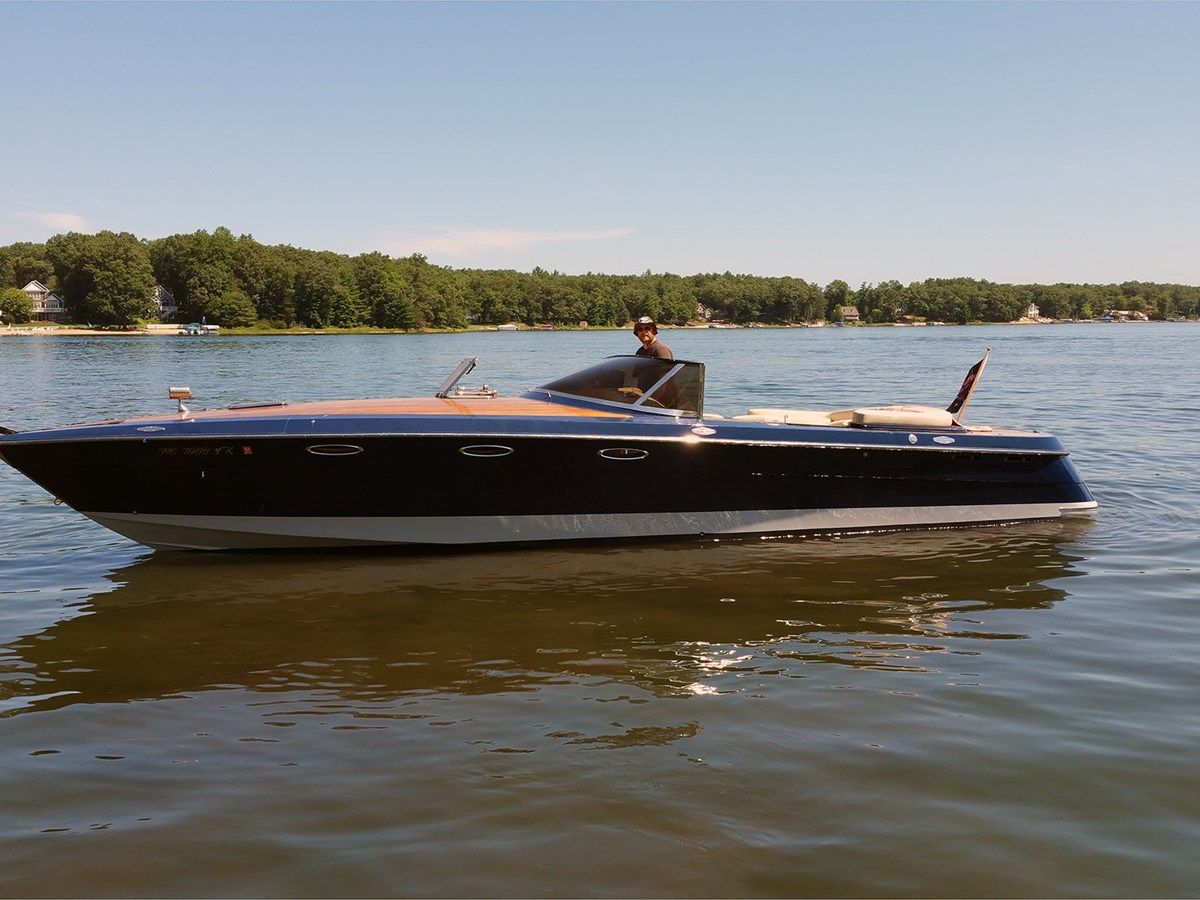 Buy a yacht Topless Royale 34