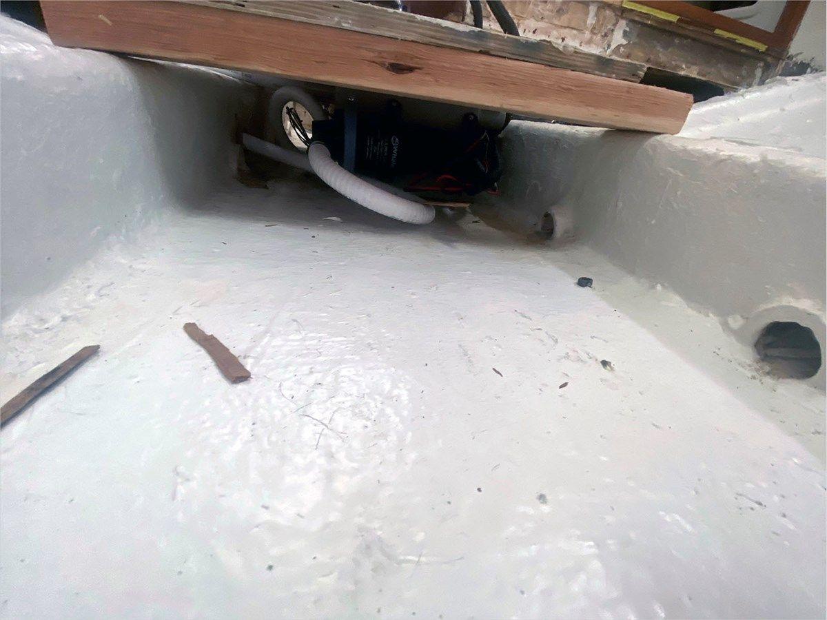 Buy a 2007 Halvorsen Gourmet Cruiser 32 32 at Shestakov Yacht Sales