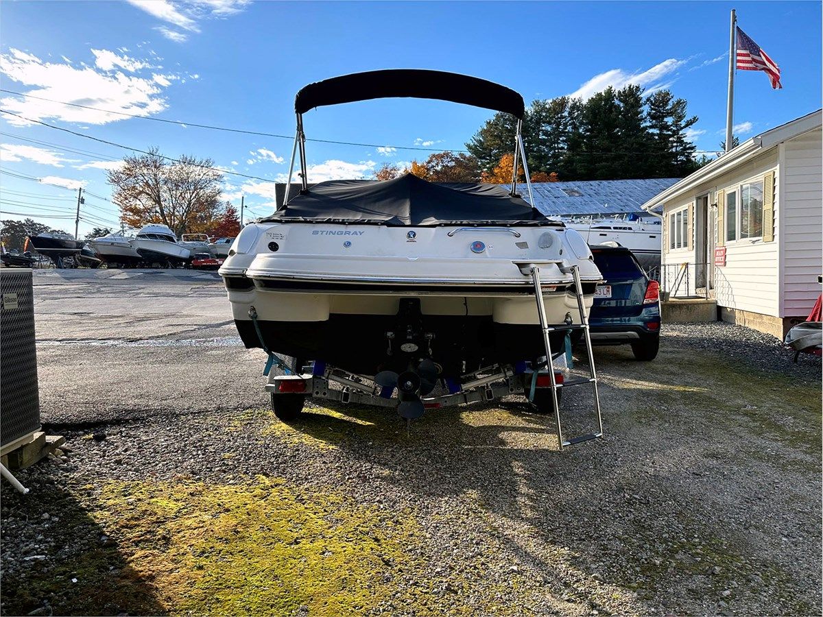 the best price on 2013 Stingray 225 23