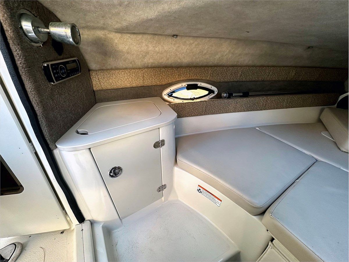 2013 Stingray 225 yacht sale