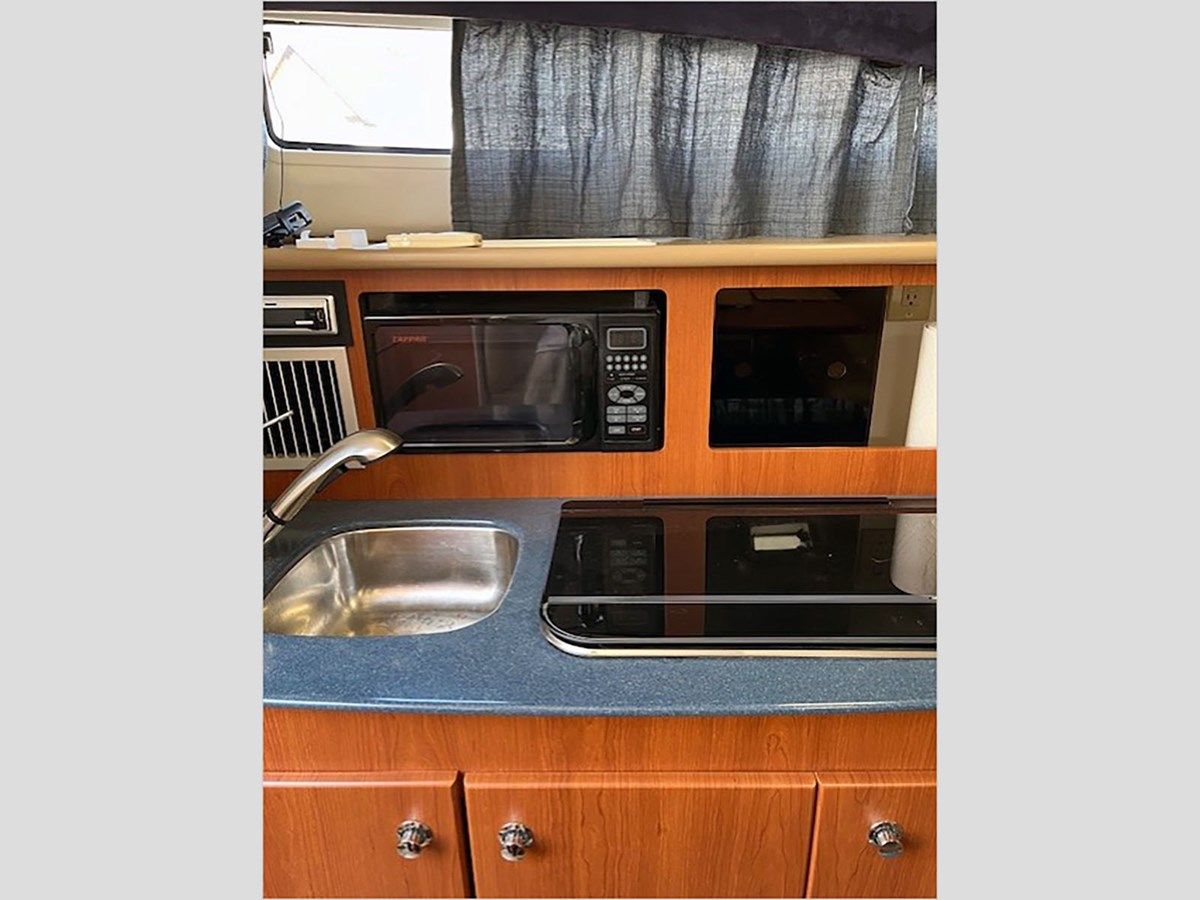 Стоимость яхты 2006 Bayliner 285 Cuera Sunbridge - BAYLINER