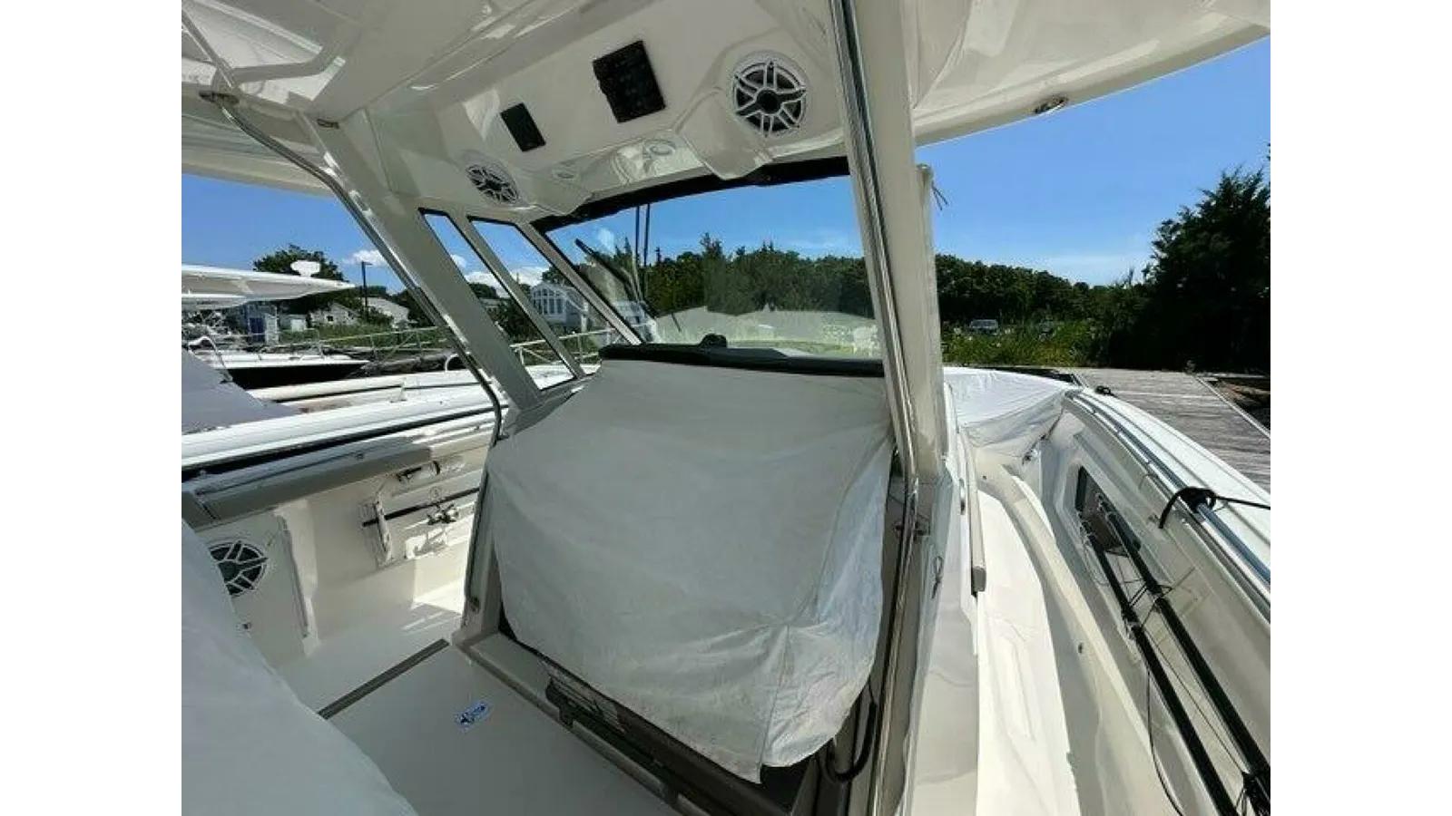 Продажа яхты Blue Liner 42