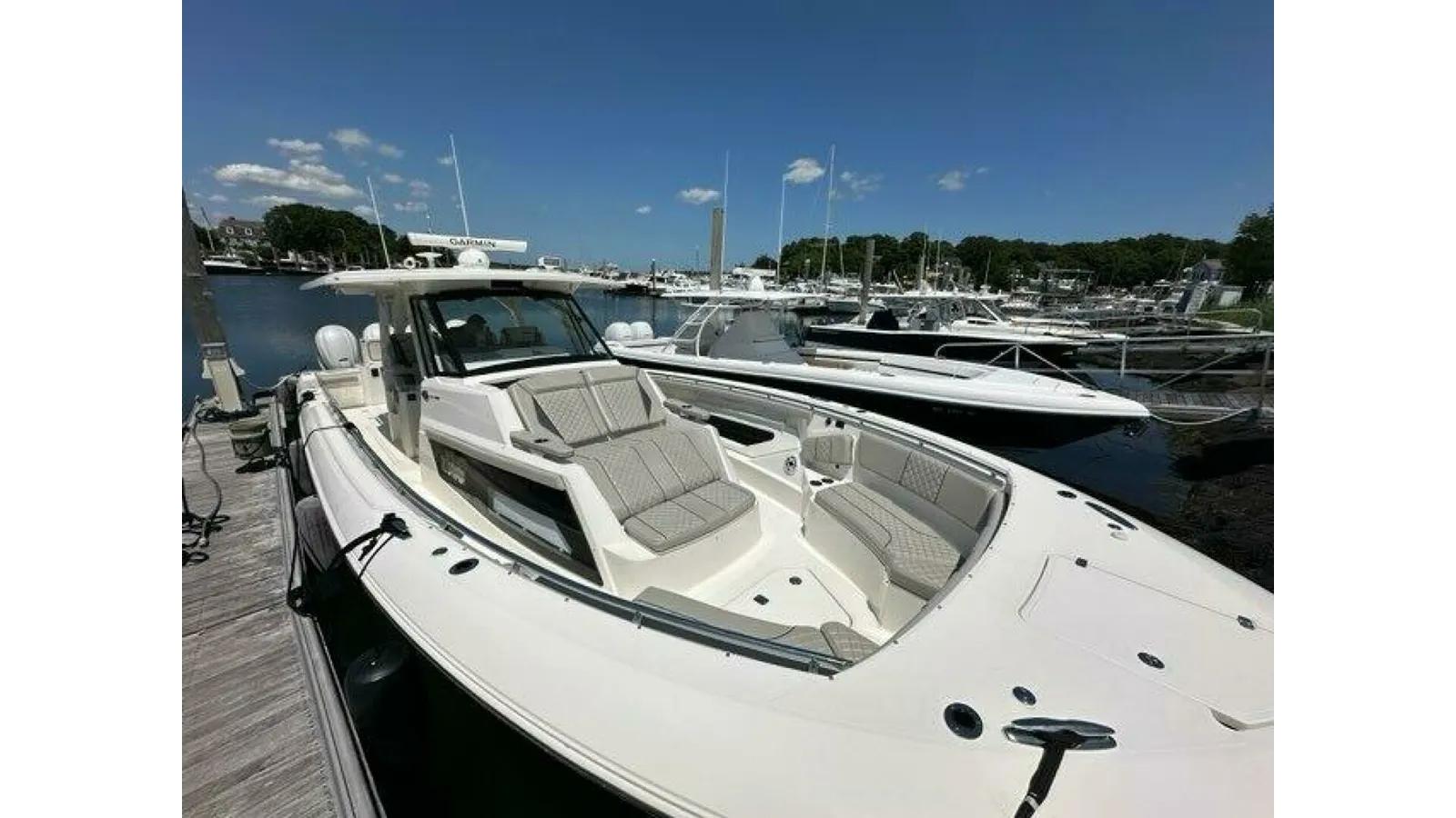 Стоимость яхты Blue Liner - PURSUIT BOATS