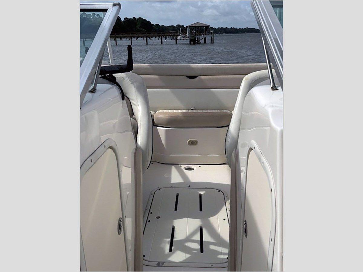 Buy a 2006 Bryant 206 21 at Shestakov Yacht Sales
