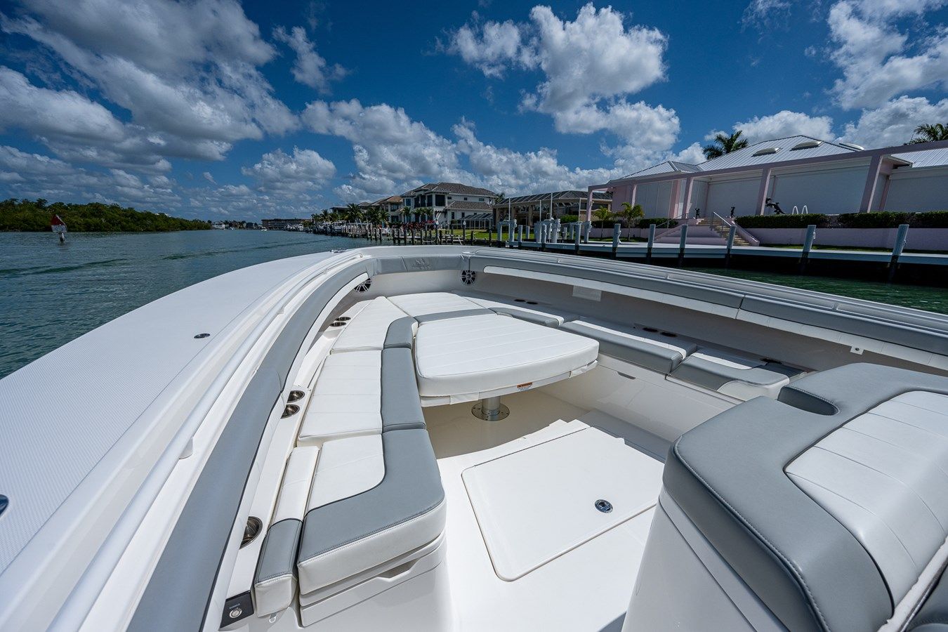 Продажа яхты Dog House II - REGULATOR