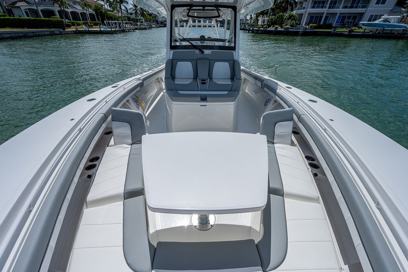 Купить яхту Dog House II - REGULATOR в Shestakov Yacht Sales