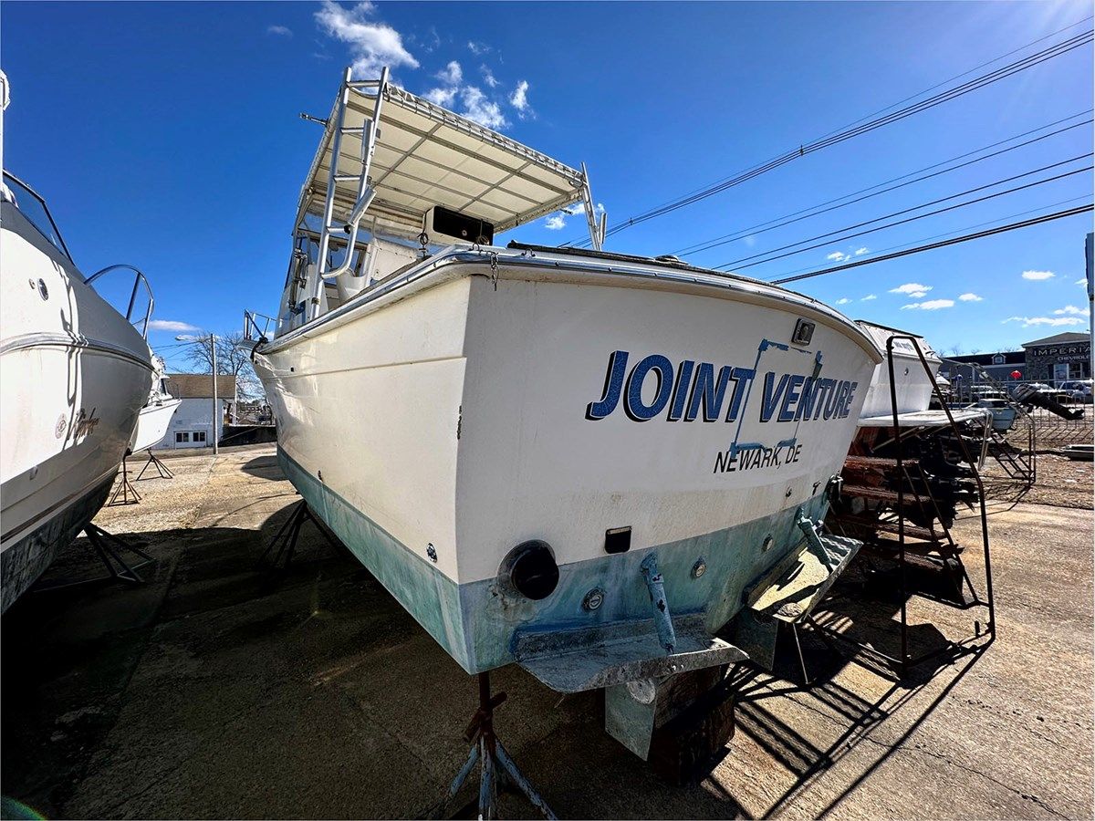 the best price on Joint Venture 1986