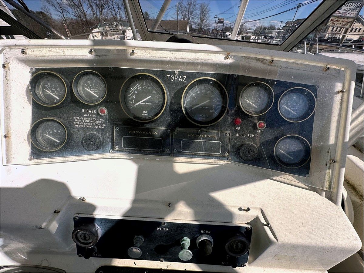 Joint Venture - TOPAZ yacht sale