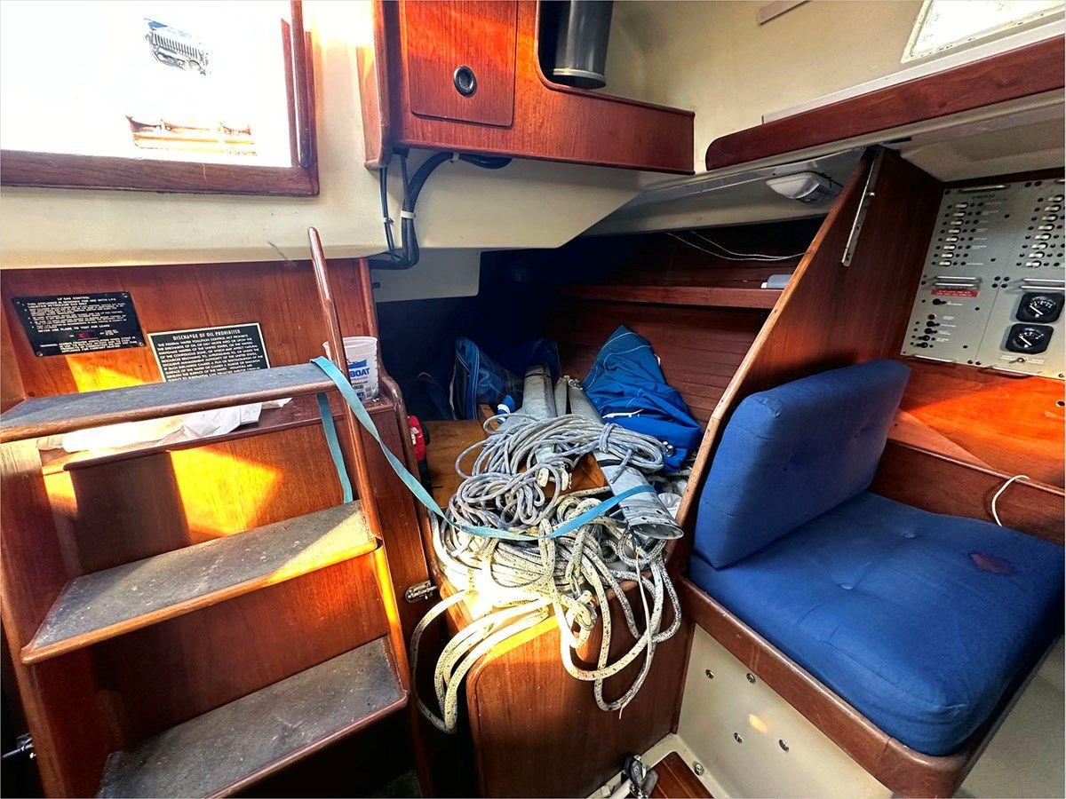 the best price on 1981 C&C Sloop 39