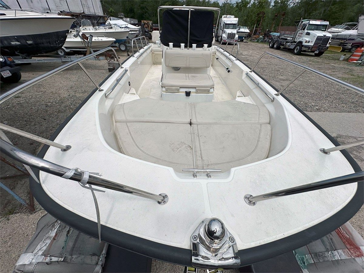 Стоимость яхты 2022 Boston Whaler Montauk 17 - Boston Whaler