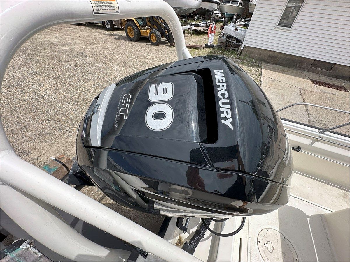 Купить 2022 Boston Whaler Montauk 17 2022