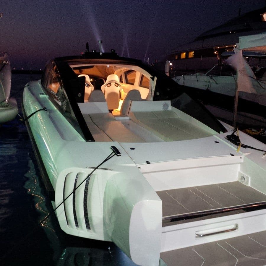 Buy a yacht Demo 2015