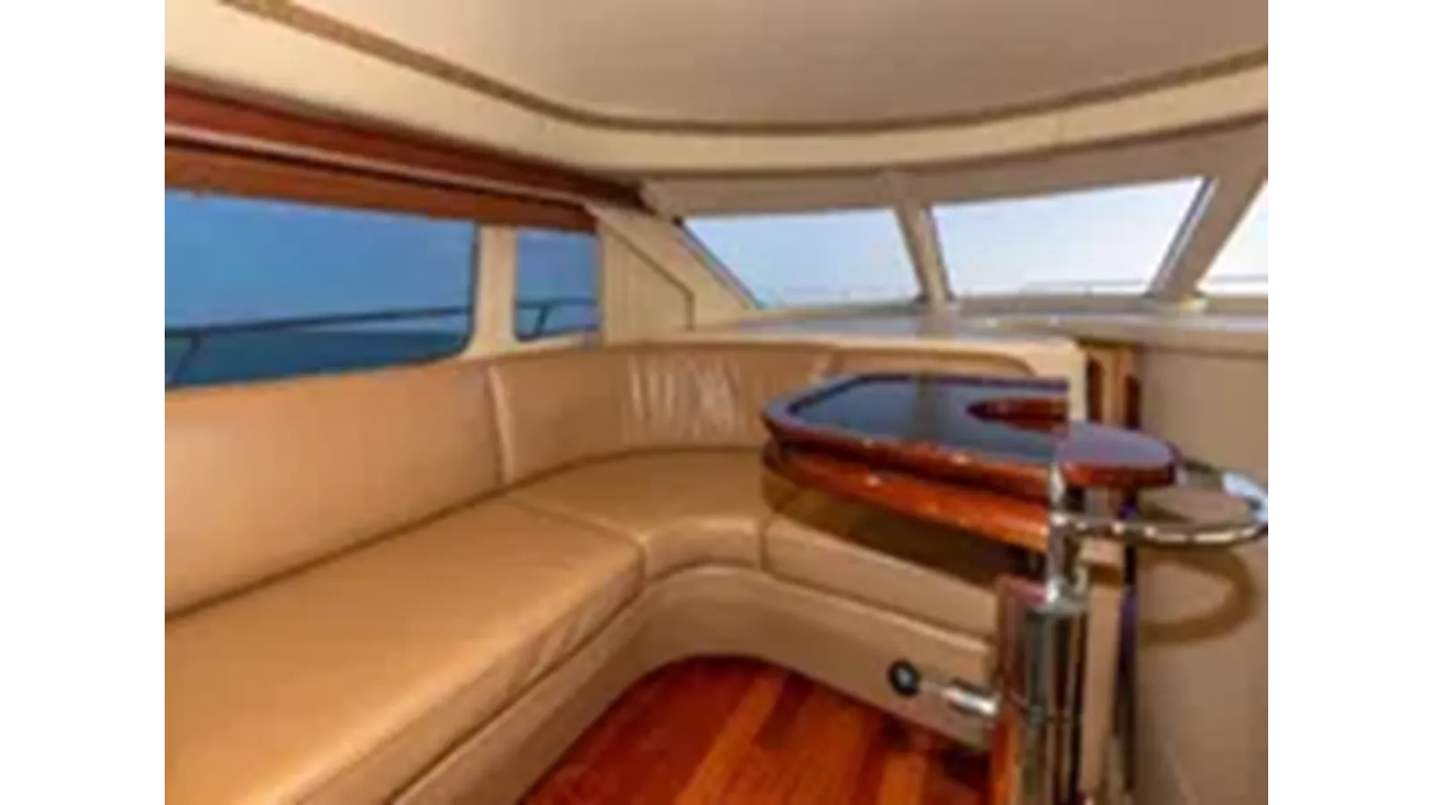 Купить яхту 2006 Sea Ray Sedan Bridge 44 в Shestakov Yacht Sales