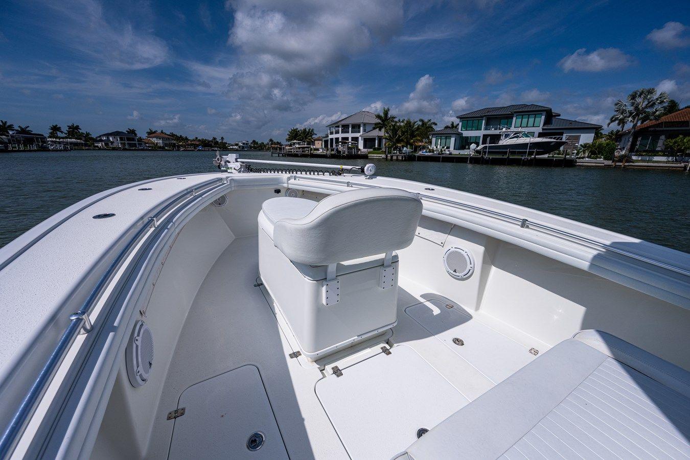 Купить яхту Rags 2 Fishes - YELLOWFIN в Shestakov Yacht Sales