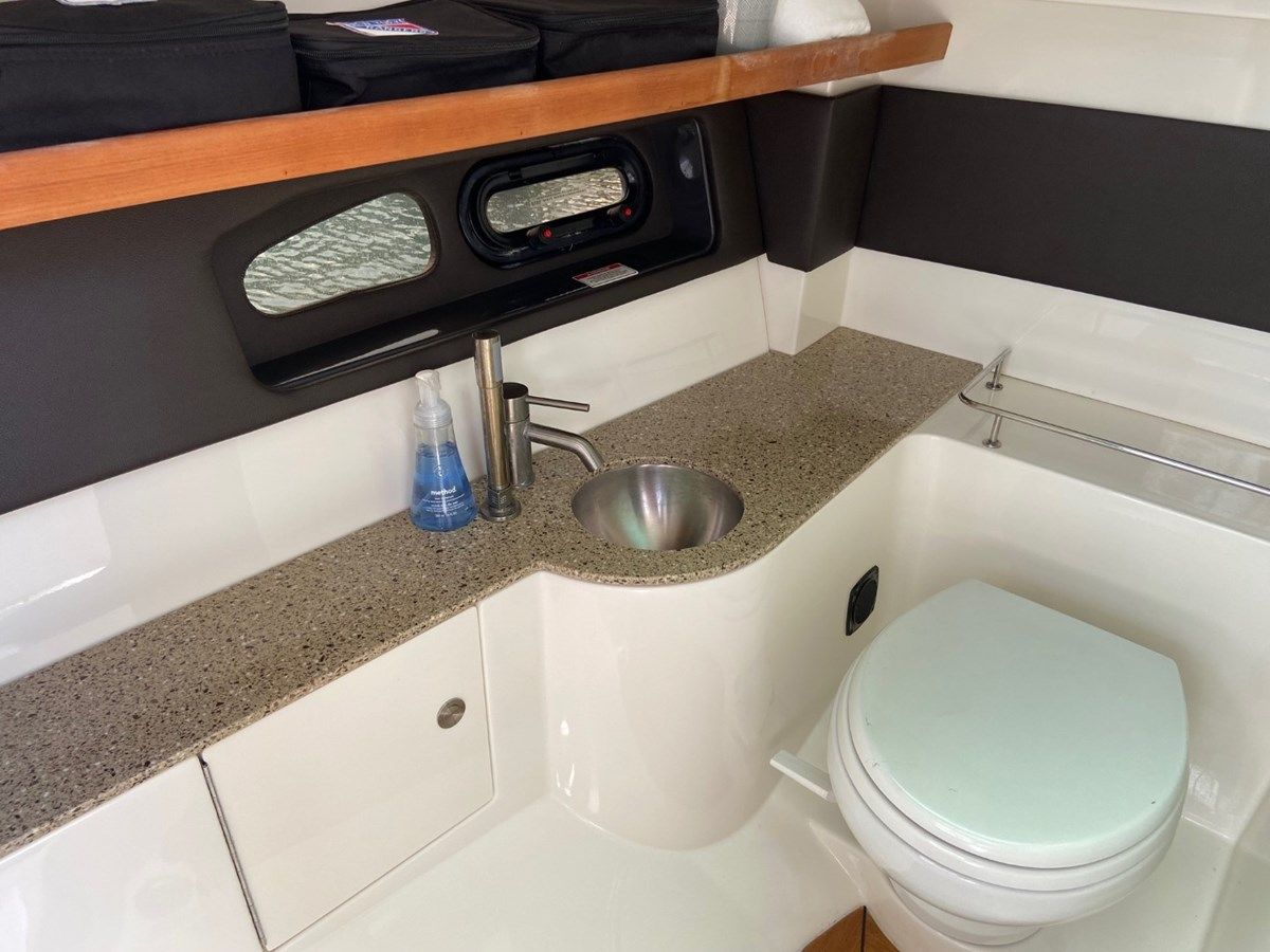 Купить яхту CHASING THE SUN в Shestakov Yacht Sales