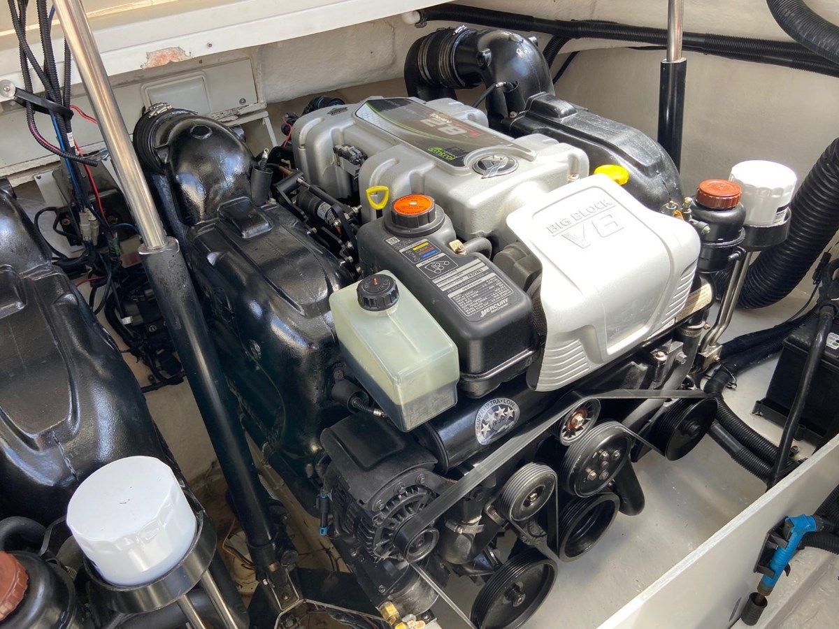 Купить яхту CHASING THE SUN 35 в Shestakov Yacht Sales