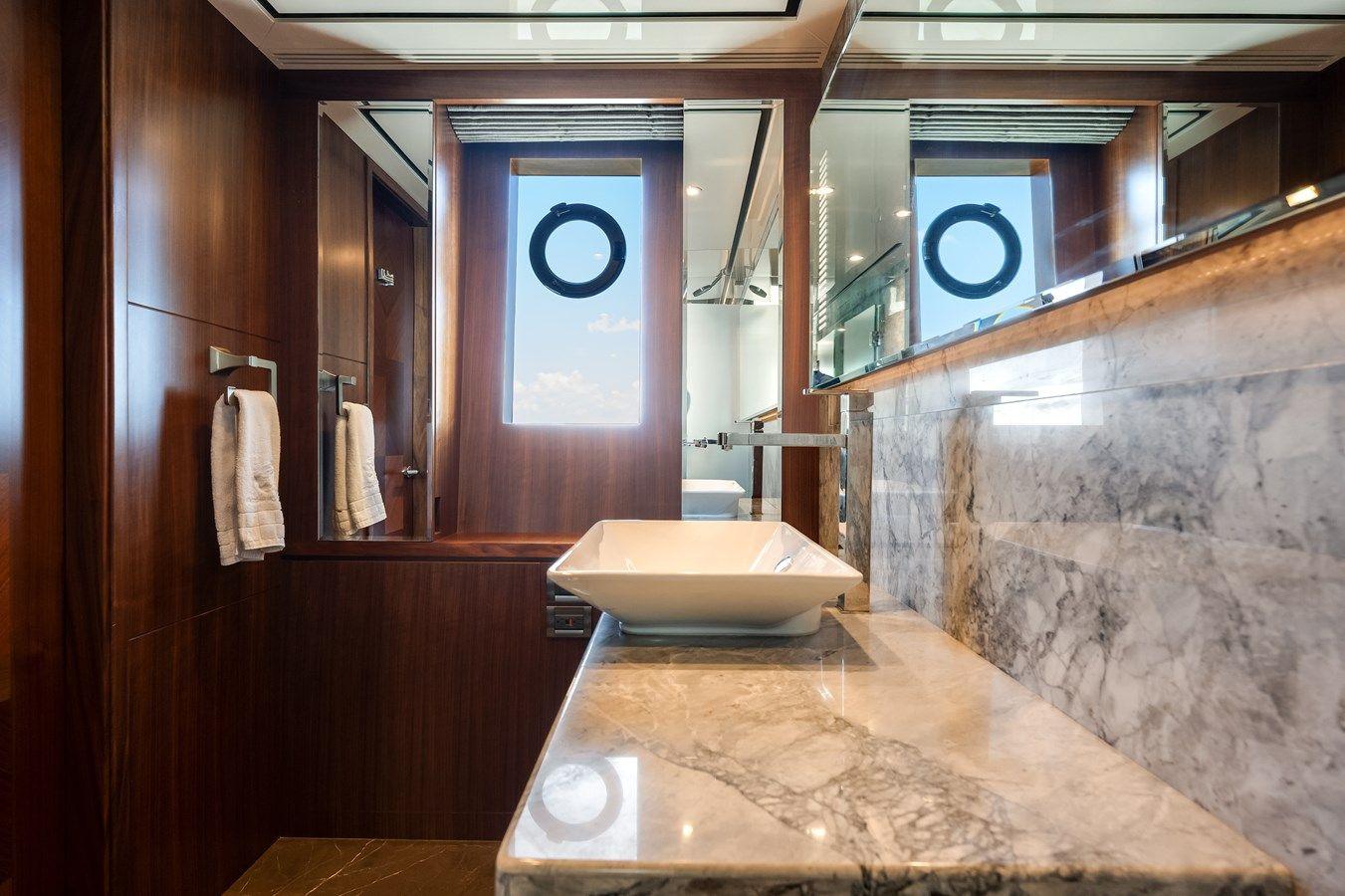 Wiggle Room - Ocean Alexander yacht sale