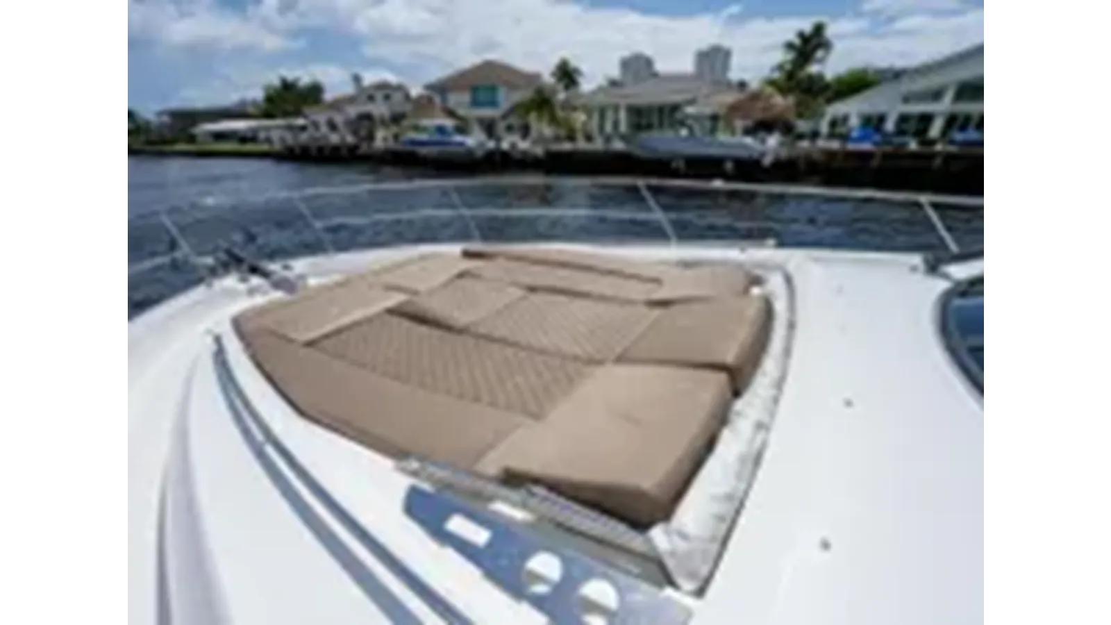 Купить яхту 2014 Prestige 550 55 в Shestakov Yacht Sales