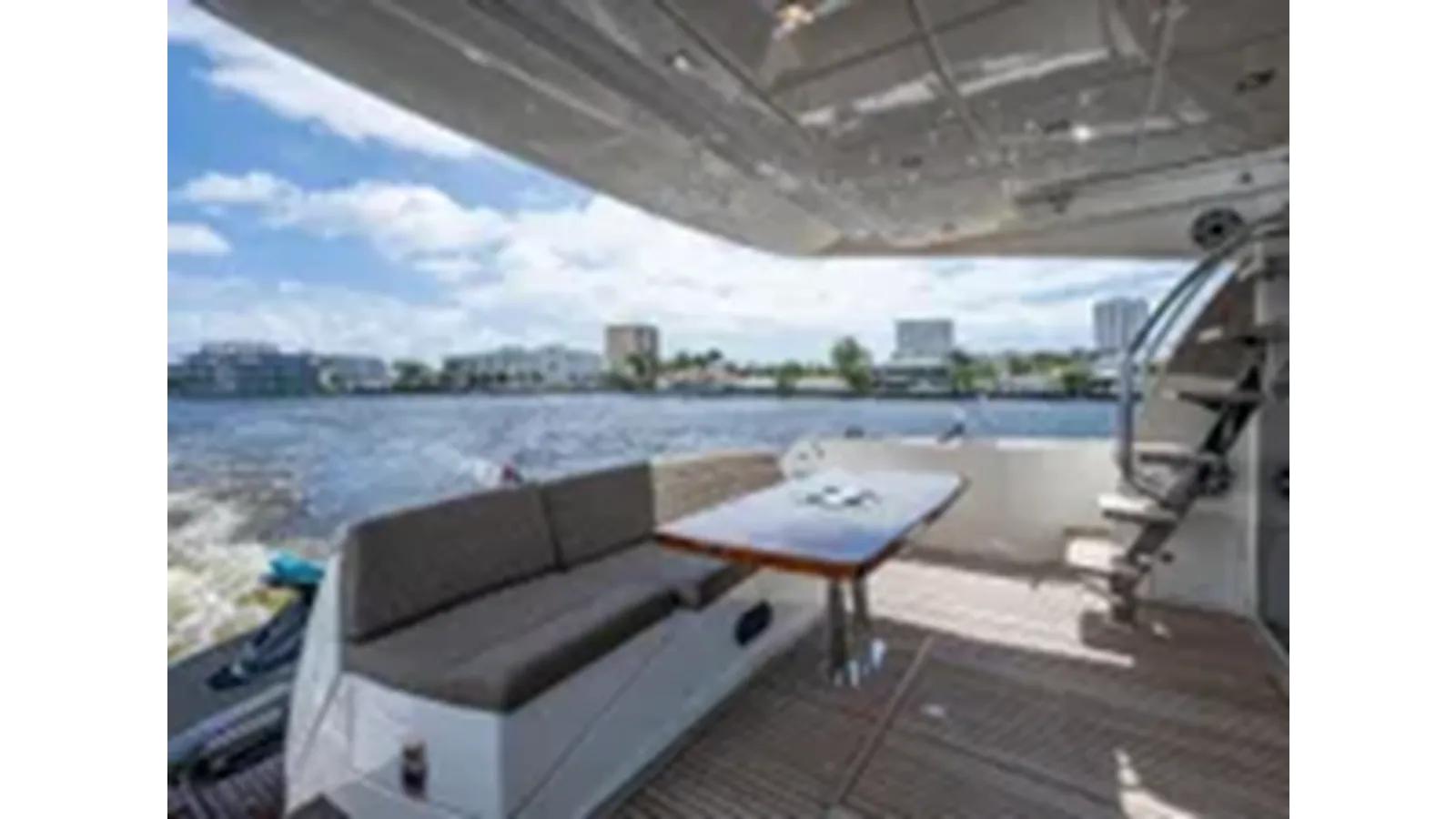 Лучшие предложения покупки яхты 2014 Prestige 550 - PRESTIGE