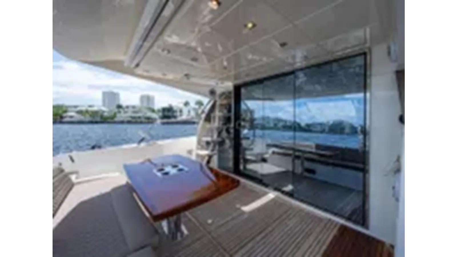 Купить яхту 2014 Prestige 550 - PRESTIGE в Shestakov Yacht Sales