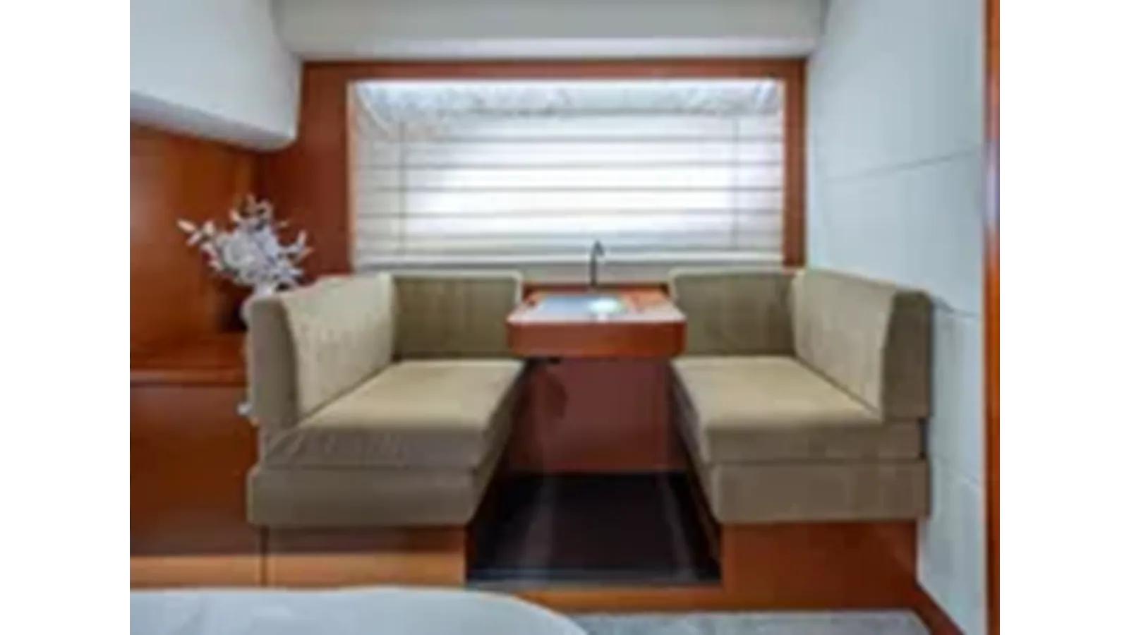 Купить яхту 2014 Prestige 550 55 в Shestakov Yacht Sales