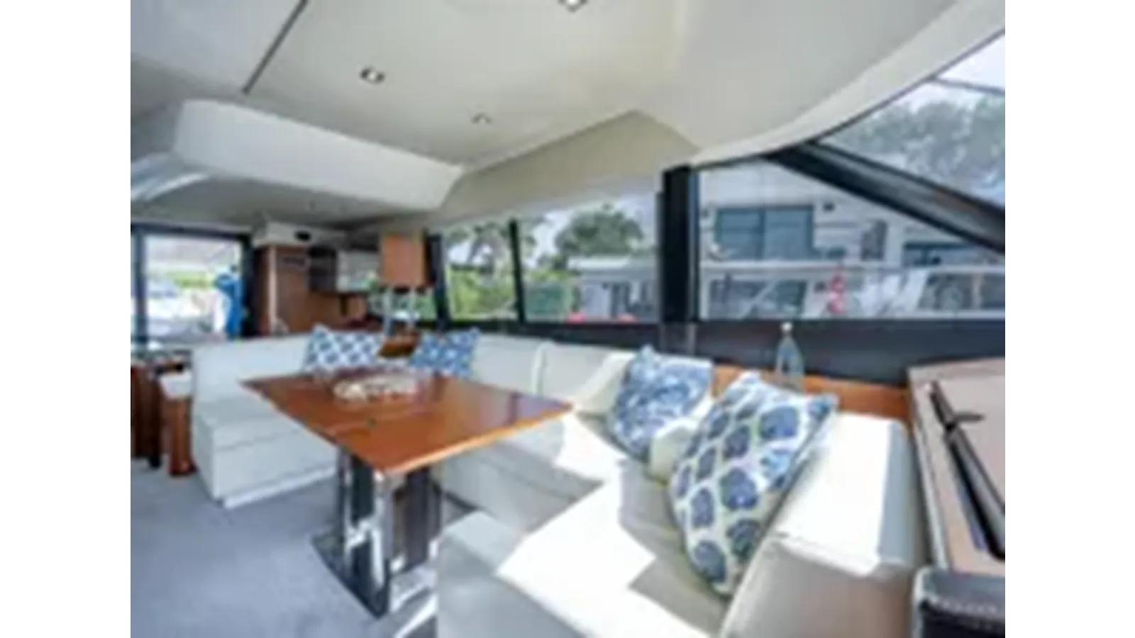 Купить яхту 2014 Prestige 550 55 в Shestakov Yacht Sales