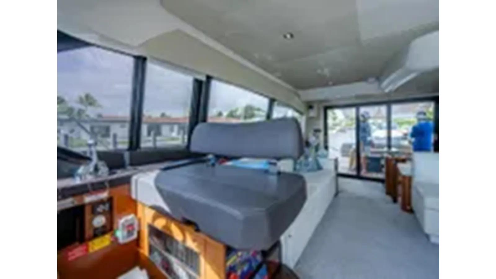 Купить яхту 2014 Prestige 550 2014 в Shestakov Yacht Sales