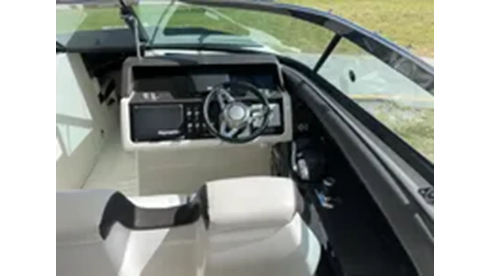 Купить 2017 Sea Ray 350 SLX 350 SLX