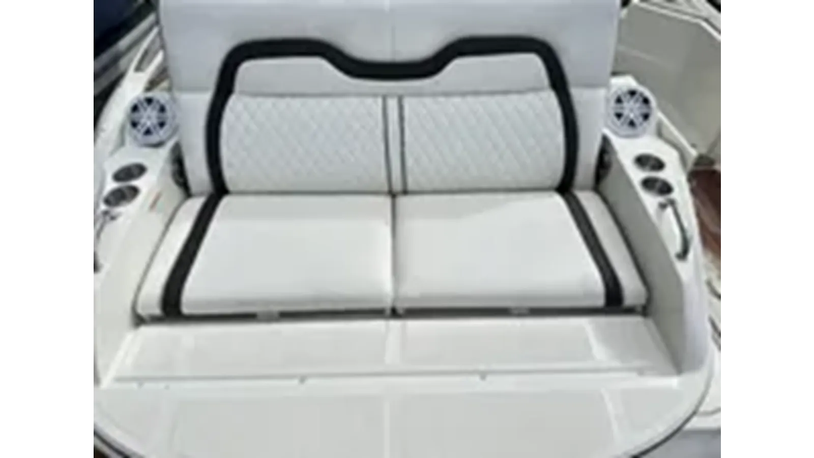 Продажа яхты 2017 Sea Ray 350 SLX - SEA RAY