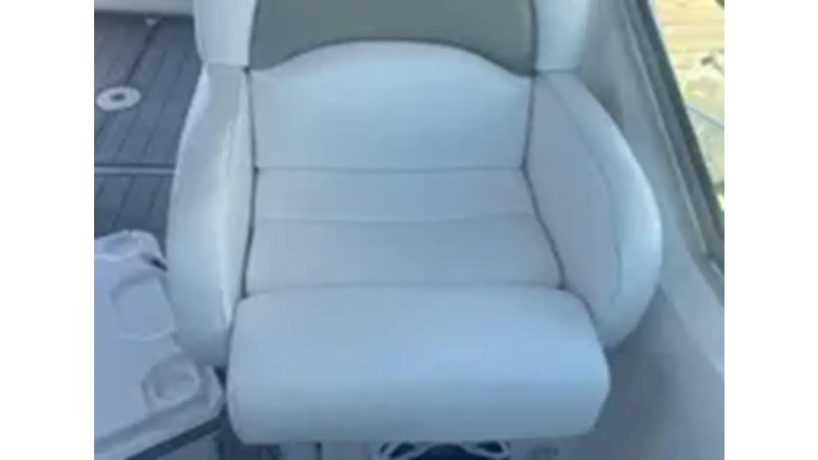 Купить яхту 2006 Sea Ray 340 Sundancer 37 в Shestakov Yacht Sales