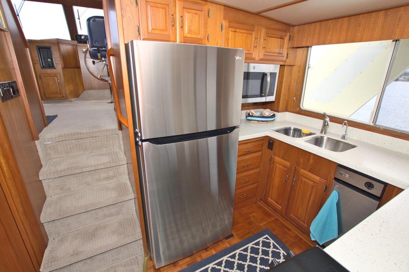 Big Brown - TOLLYCRAFT yacht sale