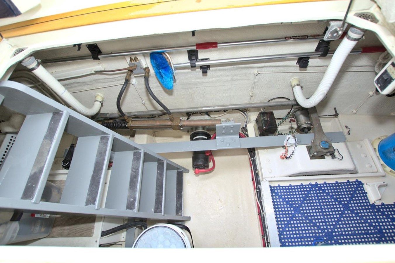 Buy a yacht Big Brown 61 Pilothouse Motor Yacht