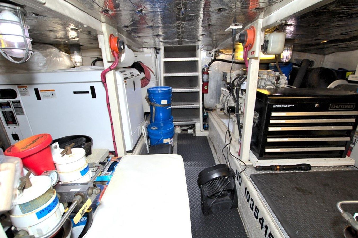 the best price on Big Brown - TOLLYCRAFT