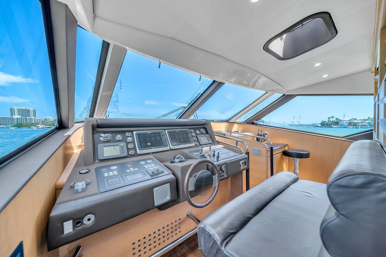 Aicon 75 - Aicon Yachts
