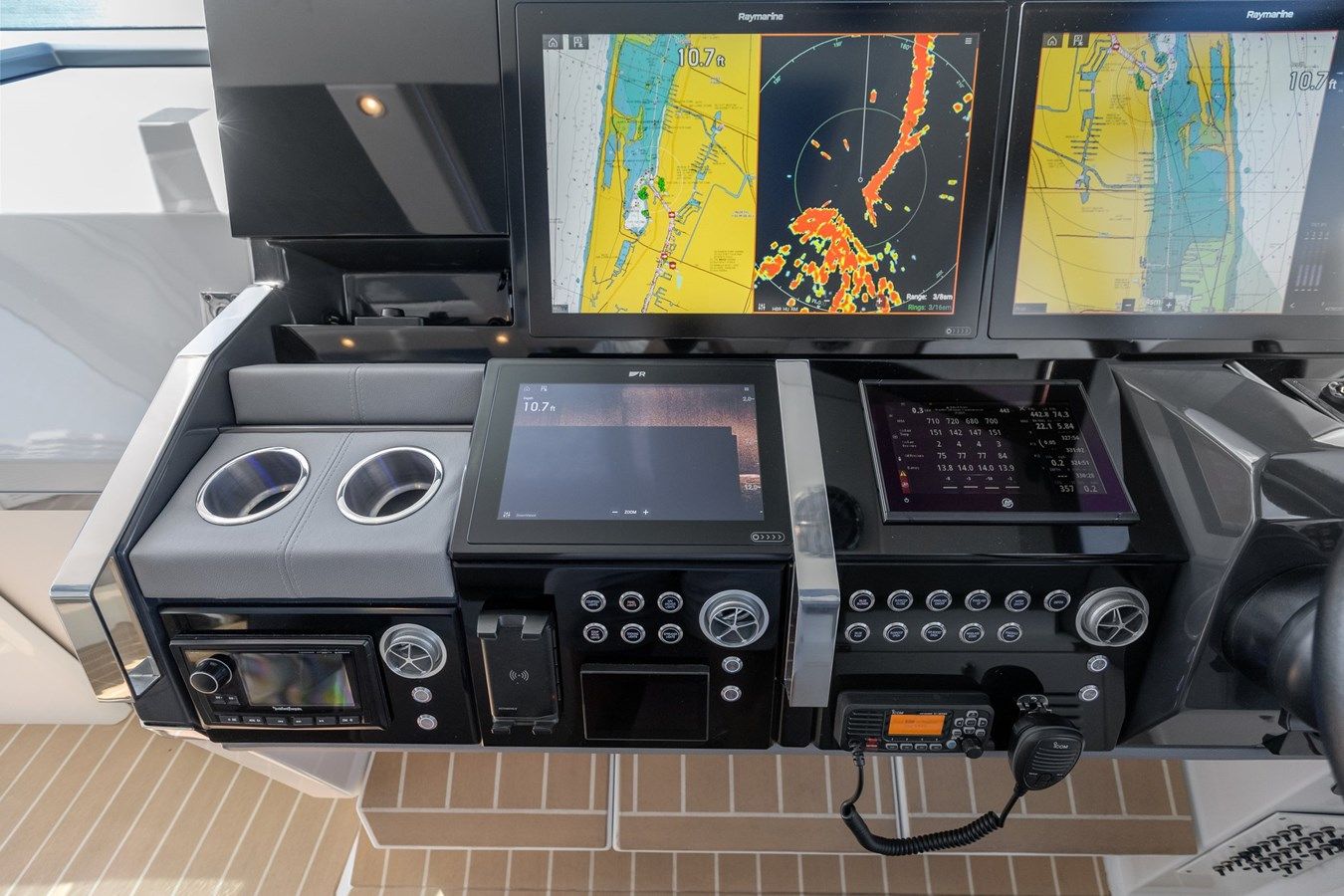 Стоимость яхты On Course - Formula Boats