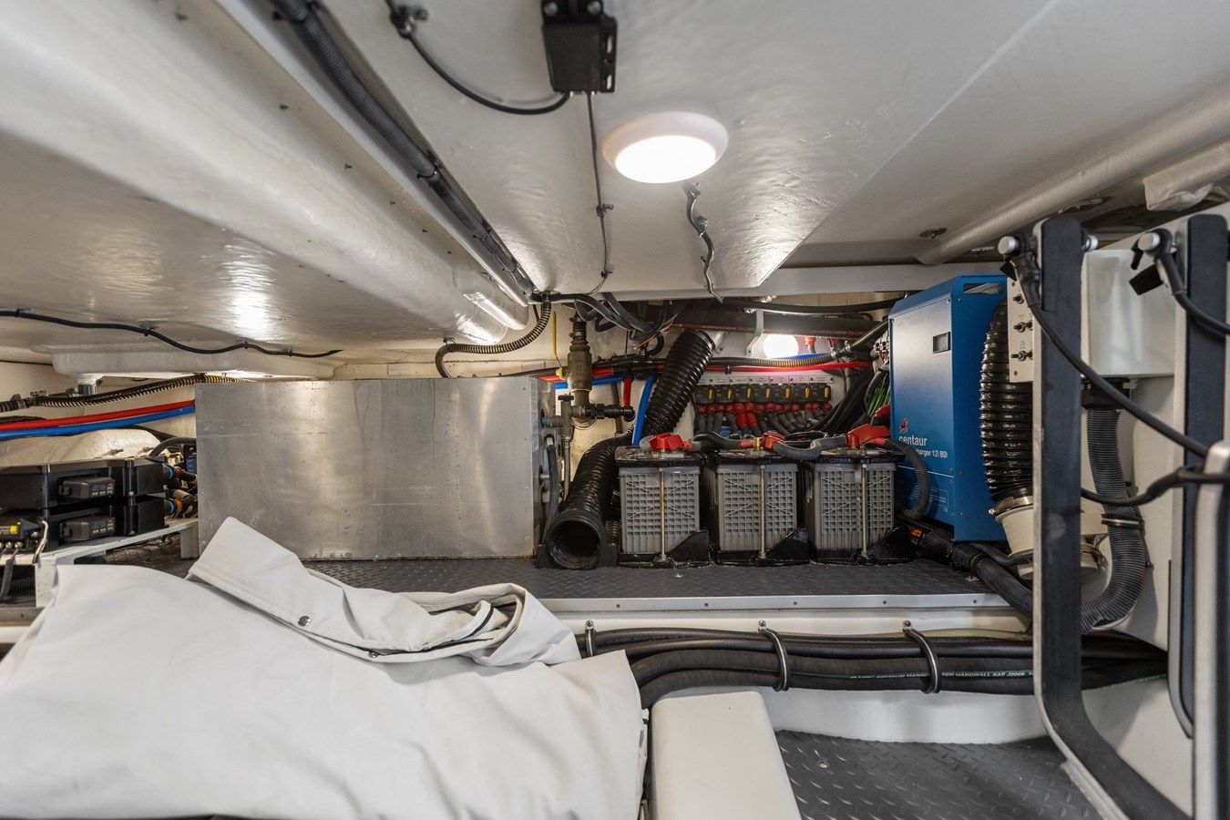 Купить яхту On Course в Shestakov Yacht Sales