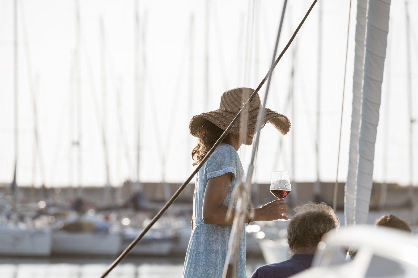 Buy a APANI 2016 at Shestakov Yacht Sales